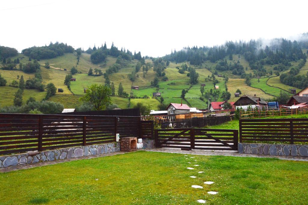 Cabana Plapumioara Crucea Bagian luar foto